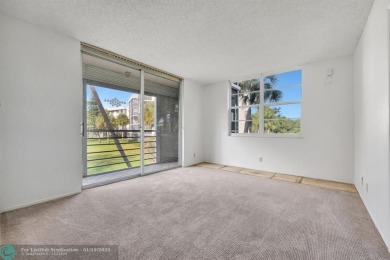 Priced to sell! Large corner unit. Freshly painted interior on Palm-Aire Country Club and Resort - Palms in Florida - for sale on GolfHomes.com, golf home, golf lot