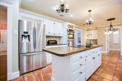 Welcome to luxury living in this stunning 3147 sq ft , 5 Bdrm, 3 on Bentwood Country Club in Texas - for sale on GolfHomes.com, golf home, golf lot
