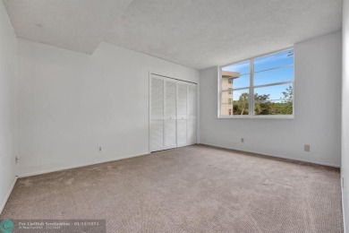 Priced to sell! Large corner unit. Freshly painted interior on Palm-Aire Country Club and Resort - Palms in Florida - for sale on GolfHomes.com, golf home, golf lot