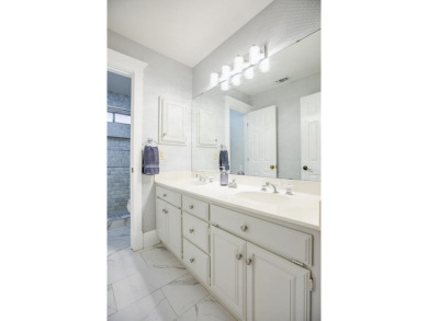 Welcome to luxury living in this stunning 3147 sq ft , 5 Bdrm, 3 on Bentwood Country Club in Texas - for sale on GolfHomes.com, golf home, golf lot