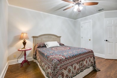 Welcome to luxury living in this stunning 3147 sq ft , 5 Bdrm, 3 on Bentwood Country Club in Texas - for sale on GolfHomes.com, golf home, golf lot