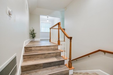 Welcome to luxury living in this stunning 3147 sq ft , 5 Bdrm, 3 on Bentwood Country Club in Texas - for sale on GolfHomes.com, golf home, golf lot
