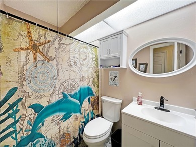 Welcome to easy Florida living in the sought-after golf on Heather Golf and Country Club in Florida - for sale on GolfHomes.com, golf home, golf lot