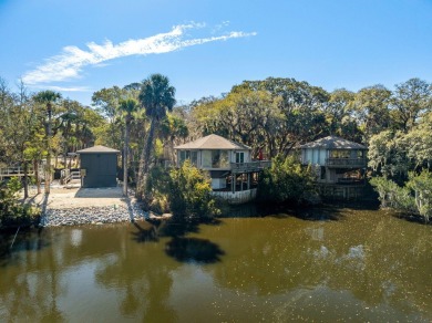 12 Dune Crest is a well maintained two bedroom, two full bath on The Seabrook Island Club in South Carolina - for sale on GolfHomes.com, golf home, golf lot
