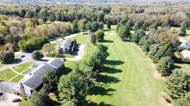 Maintenance free living in this charming 2nd floor condo on Castle Hills Golf Course in Pennsylvania - for sale on GolfHomes.com, golf home, golf lot