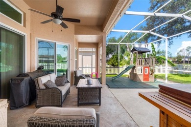 Spacious 5-Bedroom + Den in Heritage Isles Golf  Country Club!
 on Heritage Isles Golf and Country Club in Florida - for sale on GolfHomes.com, golf home, golf lot
