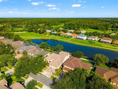 Spacious 5-Bedroom + Den in Heritage Isles Golf  Country Club!
 on Heritage Isles Golf and Country Club in Florida - for sale on GolfHomes.com, golf home, golf lot