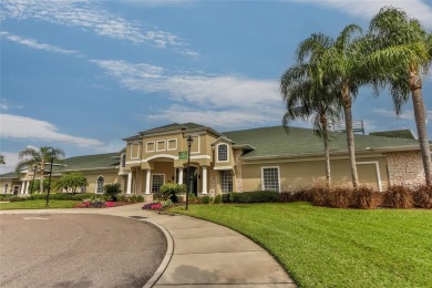 Spacious 5-Bedroom + Den in Heritage Isles Golf  Country Club!
 on Heritage Isles Golf and Country Club in Florida - for sale on GolfHomes.com, golf home, golf lot