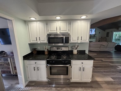 Cul-de-sac living in desirable Knollwood West featuring vaulted on Knollwood Country Club in Indiana - for sale on GolfHomes.com, golf home, golf lot