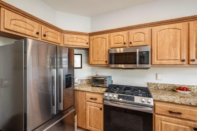Welcome to Sun City! This single story Hummel model has been on Mountain Vista Golf Course At Sun City Palm Desert in California - for sale on GolfHomes.com, golf home, golf lot