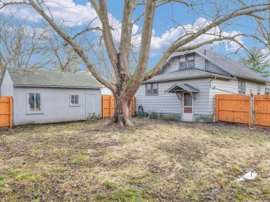 Cute Bungalow with original hardwood floors & full basement on Monticello Golf Course in Illinois - for sale on GolfHomes.com, golf home, golf lot