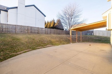 NEW PRICE!!! Step into his beautiful and updated 1 1/2 Story on Paradise Pointe Golf Complex in Missouri - for sale on GolfHomes.com, golf home, golf lot