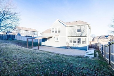 NEW PRICE!!! Step into his beautiful and updated 1 1/2 Story on Paradise Pointe Golf Complex in Missouri - for sale on GolfHomes.com, golf home, golf lot