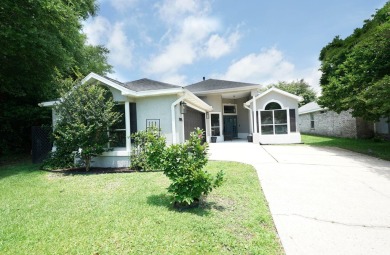 Located in the desirable Shalimar Point Golf and Tennis on Shalimar Pointe Golf and Country Club in Florida - for sale on GolfHomes.com, golf home, golf lot