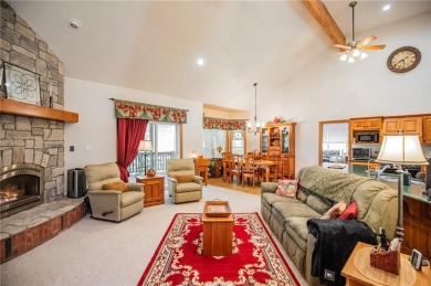 Private mountaintop sanctuary in Holiday Island, AR--where on Holiday Island Executive Golf Course in Arkansas - for sale on GolfHomes.com, golf home, golf lot
