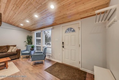 ACTIVE w Contract: Back up offers only at this time. Beautiful on Split Rock Resort and Country Club in Pennsylvania - for sale on GolfHomes.com, golf home, golf lot