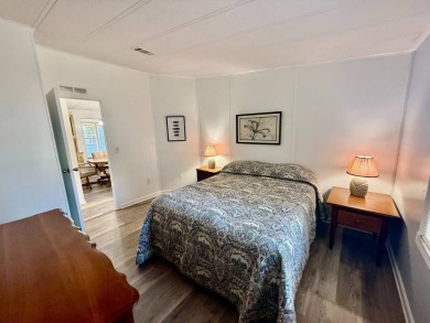 Home is located in Water Oak Country Club Estates in Lady Lake on Water Oak Country Club Estates in Florida - for sale on GolfHomes.com, golf home, golf lot