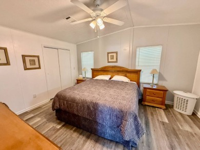 Home is located in Water Oak Country Club Estates in Lady Lake on Water Oak Country Club Estates in Florida - for sale on GolfHomes.com, golf home, golf lot