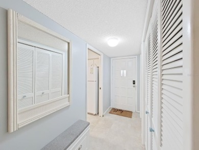 Welcome to this comfortable 2 Bedroom/2 Bathroom, 1370 sq. ft on On Top Of The World Golf Course in Florida - for sale on GolfHomes.com, golf home, golf lot