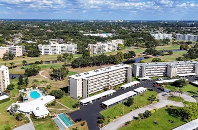 Welcome to Ironwood First!  This bright and spacious 2 bedroom on Pinebrook/Ironwood Golf Course in Florida - for sale on GolfHomes.com, golf home, golf lot