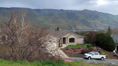 Bring your vision to life and build your dream home on this on Quail Ridge Golf Course in Washington - for sale on GolfHomes.com, golf home, golf lot