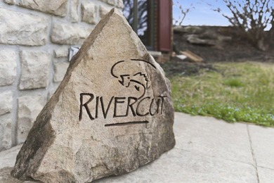 Build your dream home on this .28 acre lot located in the highly on Rivercut Golf Course in Missouri - for sale on GolfHomes.com, golf home, golf lot