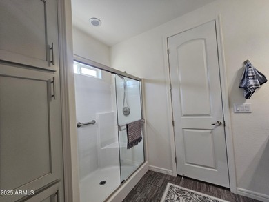 This 2-bedroom, 2-bathroom home boasts soaring 10-foot ceilings on Viewpoint Golf Resort in Arizona - for sale on GolfHomes.com, golf home, golf lot