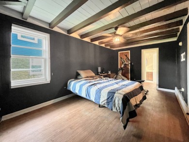 Don't miss your opportunity to own this brick, ranch home on Lincoln Oaks Golf Course in Illinois - for sale on GolfHomes.com, golf home, golf lot