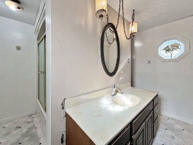 Don't miss your opportunity to own this brick, ranch home on Lincoln Oaks Golf Course in Illinois - for sale on GolfHomes.com, golf home, golf lot