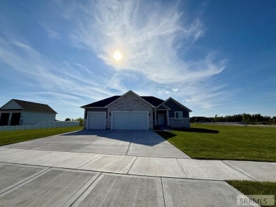Welcome to your dream home! This simply elegant 6 bedroom, 3 on Sand Creek Golf Course in Idaho - for sale on GolfHomes.com, golf home, golf lot
