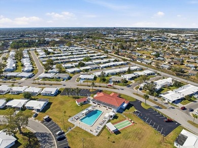 One or more photo(s) has been virtually staged. Welcome to 10197 on Mainlands Golf Club in Florida - for sale on GolfHomes.com, golf home, golf lot