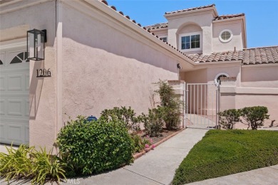 This AMAZING LAKE VIEW TOWNHOME in The Colony at Lake San Marcos on Lake San Marcos Country Club- North Course in California - for sale on GolfHomes.com, golf home, golf lot
