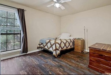 Discover your perfect retreat in the heart of Hot Springs! This on Hot Springs Golf and Country Club in Arkansas - for sale on GolfHomes.com, golf home, golf lot