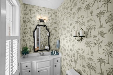 COOSAW CREEK ESTATES | GATED GOLF COMMUNITY | 5 BD | 3.5 BA | on Coosaw Creek Country Club in South Carolina - for sale on GolfHomes.com, golf home, golf lot