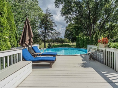 WOW! LOCATION LOCATION LOCATION! BEST LOCATION IN BUFFALO GROVE! on Buffalo Grove Golf Club in Illinois - for sale on GolfHomes.com, golf home, golf lot