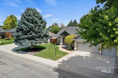 Golf course across the street, so enjoy your private, fully on Lakeview Golf Club in Idaho - for sale on GolfHomes.com, golf home, golf lot