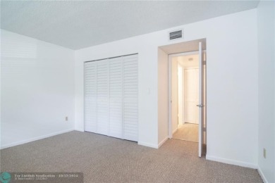 Fantastic 2 Beds with 2 Baths Apartment in FAIRWAYS at on Bonaventure Country Club in Florida - for sale on GolfHomes.com, golf home, golf lot