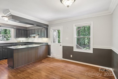 Welcome to 8 Hickory Ridge Court--a warm, inviting 4BR/3BA home on River Hills Country Club in South Carolina - for sale on GolfHomes.com, golf home, golf lot