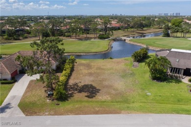 Beautiful golf front vacant buildable lot located in Spanish on Spanish Wells Golf and Country Club in Florida - for sale on GolfHomes.com, golf home, golf lot