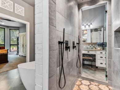 Welcome to this beautifully renovated home perfectly situated in on Iron Horse Golf Course in Texas - for sale on GolfHomes.com, golf home, golf lot