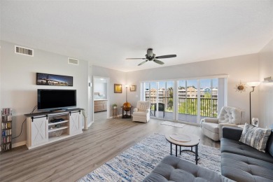 PLEASE CLICK the excellent 3D-TOUR now - or come in person soon on East Bay Golf Club in Florida - for sale on GolfHomes.com, golf home, golf lot