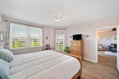 PLEASE CLICK the excellent 3D-TOUR now - or come in person soon on East Bay Golf Club in Florida - for sale on GolfHomes.com, golf home, golf lot