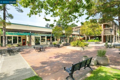 Wonderful townhome in the ever-popular Casitas de Moraga on Moraga Country Club in California - for sale on GolfHomes.com, golf home, golf lot