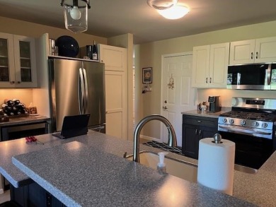 GREAT 2 BED/2 1/2 BATH FAIRWAYS CONDOMINIUM OVERLOOKING THE on Birchwood Farms Golf and Country Club in Michigan - for sale on GolfHomes.com, golf home, golf lot
