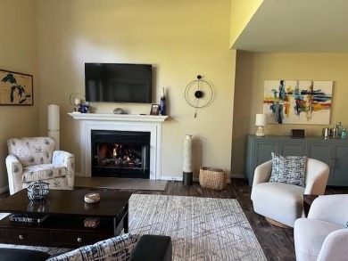 GREAT 2 BED/2 1/2 BATH FAIRWAYS CONDOMINIUM OVERLOOKING THE on Birchwood Farms Golf and Country Club in Michigan - for sale on GolfHomes.com, golf home, golf lot