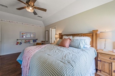 FINALLY! A charming home, well maintained, move-in ready, on the on Pecan Plantation Country Club in Texas - for sale on GolfHomes.com, golf home, golf lot