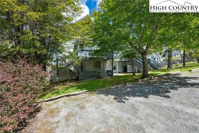 Discover a beautifully renovated and fully furnished 3-bedroom on Beech Mountain Club in North Carolina - for sale on GolfHomes.com, golf home, golf lot
