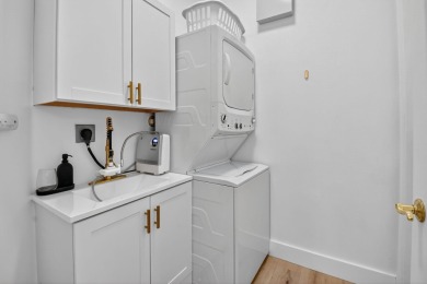 NEW ROOF TO BE INSTALLED!!!!  MOVE-IN READY HOME IN ABERDEEN.55+ on Aberdeen Golf and Country Club in Florida - for sale on GolfHomes.com, golf home, golf lot