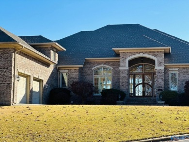 Custon 4 Bd, 3.5 bath home with 2 car garage, golfcart on on Gunters Landing in Alabama - for sale on GolfHomes.com, golf home, golf lot