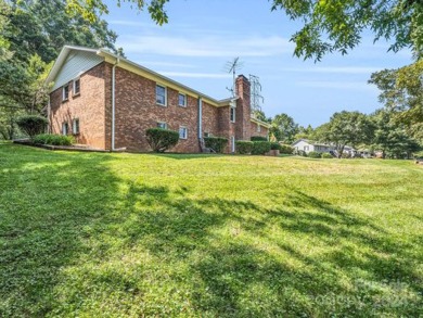 Located on Hole 15 of Riverbend Golf Course, this beautiful home on River Bend YMCA Golf Course in North Carolina - for sale on GolfHomes.com, golf home, golf lot